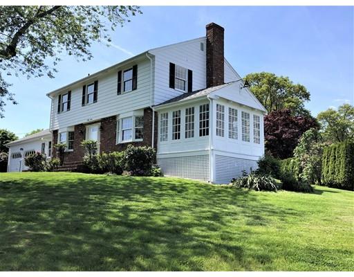 37 Crestwood Road Marblehead, MA 01945 - Photo 1 of 26 a front view of a house with a yard