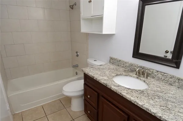 $1,300 | 8635 Mallard Reserve Drive, Unit 201, Tampa, FL 33614