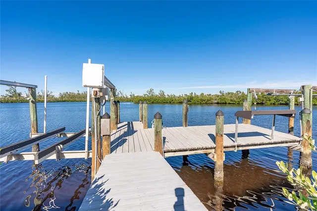 a view of outdoor space with city view