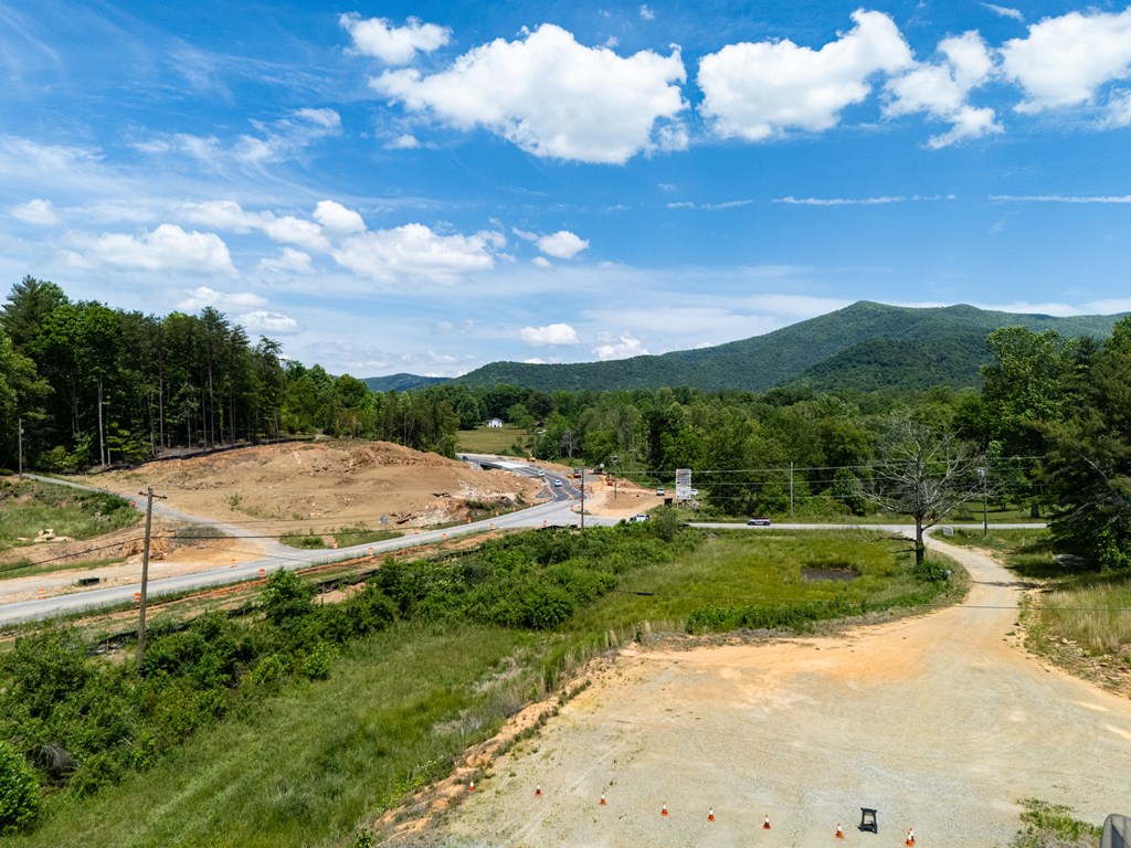 40 Trackrock Gap Road Blairsville, GA 30512 - Photo 4 of 39