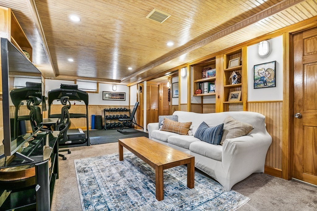 82 Pine Hill Road Dedham, MA 02026 - Photo 26 of 42 Gallery Image 26