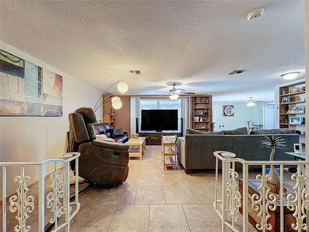 9610 Rainbow Lane Port Richey, FL 34668 - Photo 7 of 34 Gallery Image 7