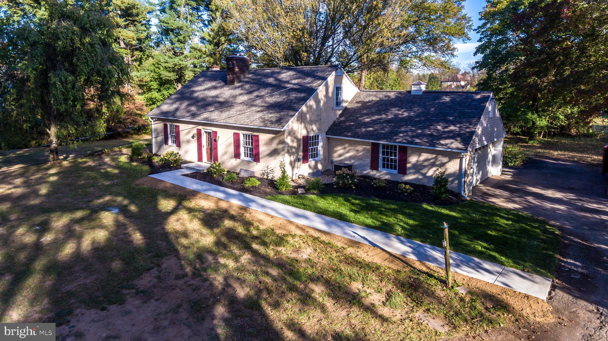 3 Bedroom, 2 bath Cape on nearly 4 Acres!