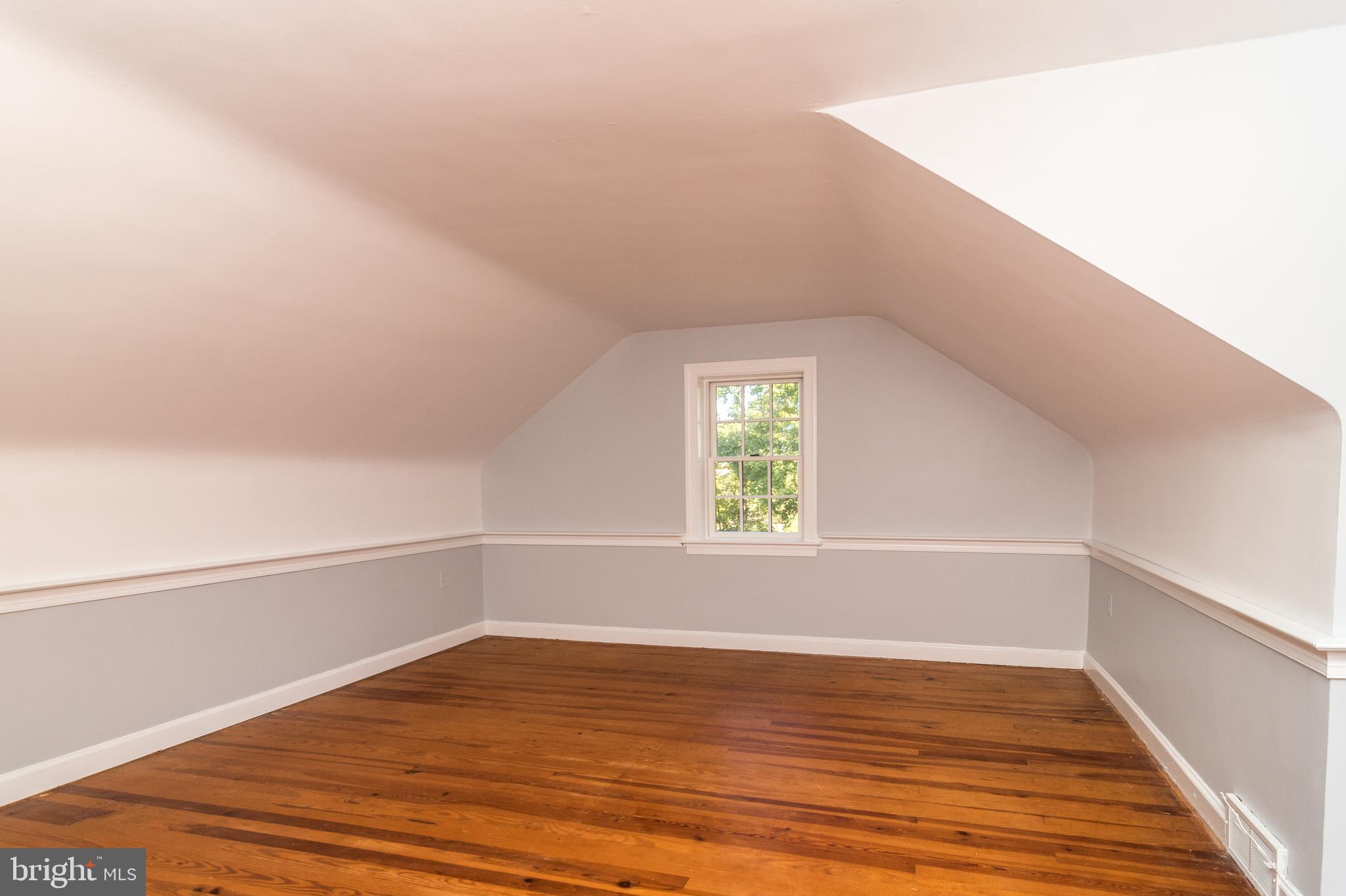 1639 Spencer Road Warminster, PA 18974 - Photo 8 of 50