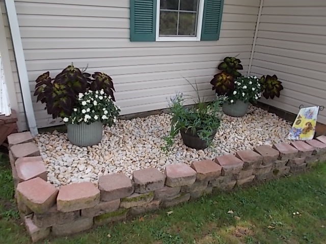 720 Grove Street Emlenton, PA 16373 - Photo 3 of 18 a view of a house with a yard