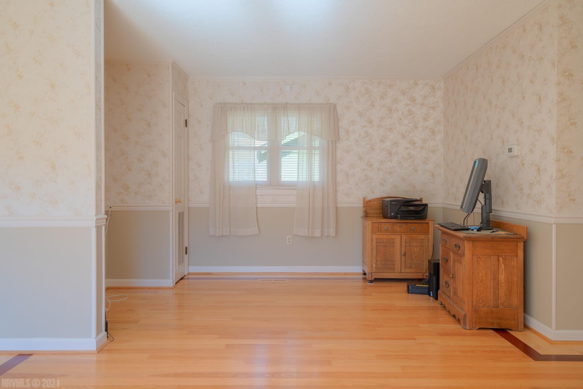 618 Cardinal Road Galax, VA 24333 - Photo 15 of 42 Gallery Image 15
