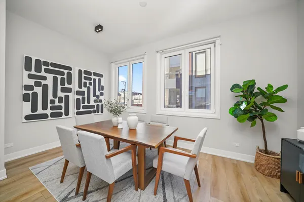 $670,000 | 4232 West Belmont Avenue, Unit 4, Chicago, IL 60641