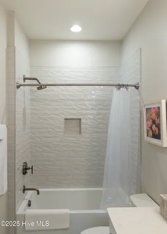 $749,500 | 341 Cornubia Drive, Castle Hayne, NC 28429