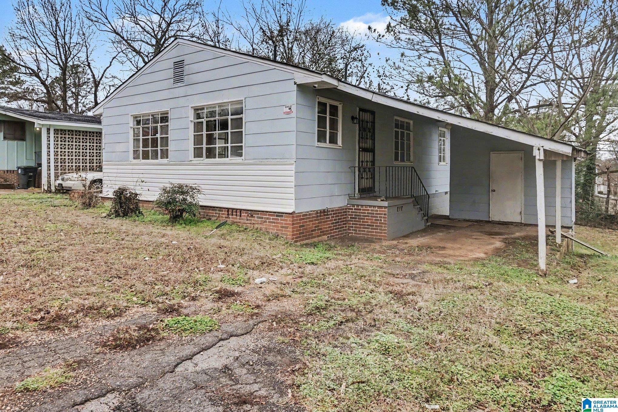 1520 17th Way Southwest Birmingham, AL 35211 - Photo 2 of 15