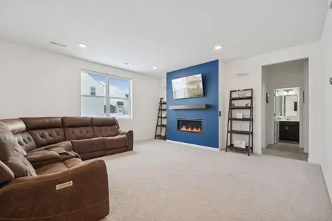 $479,900 | 12826 Farnham Lane, Rogers, MN 55374