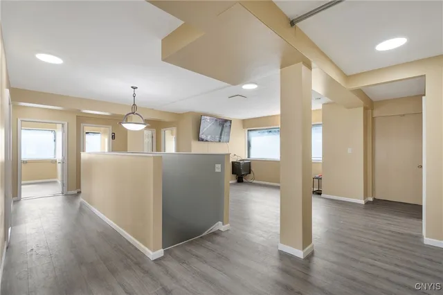 $4,000 | 2030 Erie Boulevard East, Syracuse, NY 13224