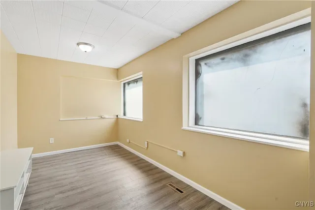 $4,000 | 2030 Erie Boulevard East, Syracuse, NY 13224