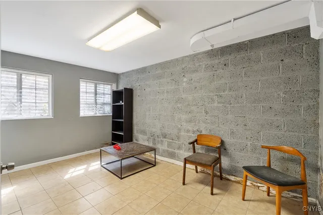 $4,000 | 2030 Erie Boulevard East, Syracuse, NY 13224