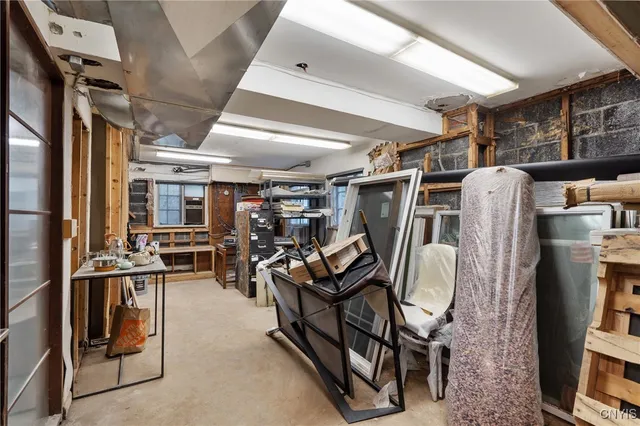 $4,000 | 2030 Erie Boulevard East, Syracuse, NY 13224