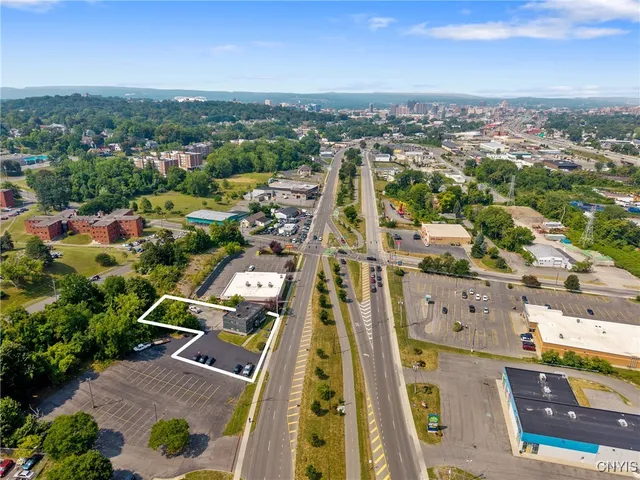 $4,000 | 2030 Erie Boulevard East, Syracuse, NY 13224