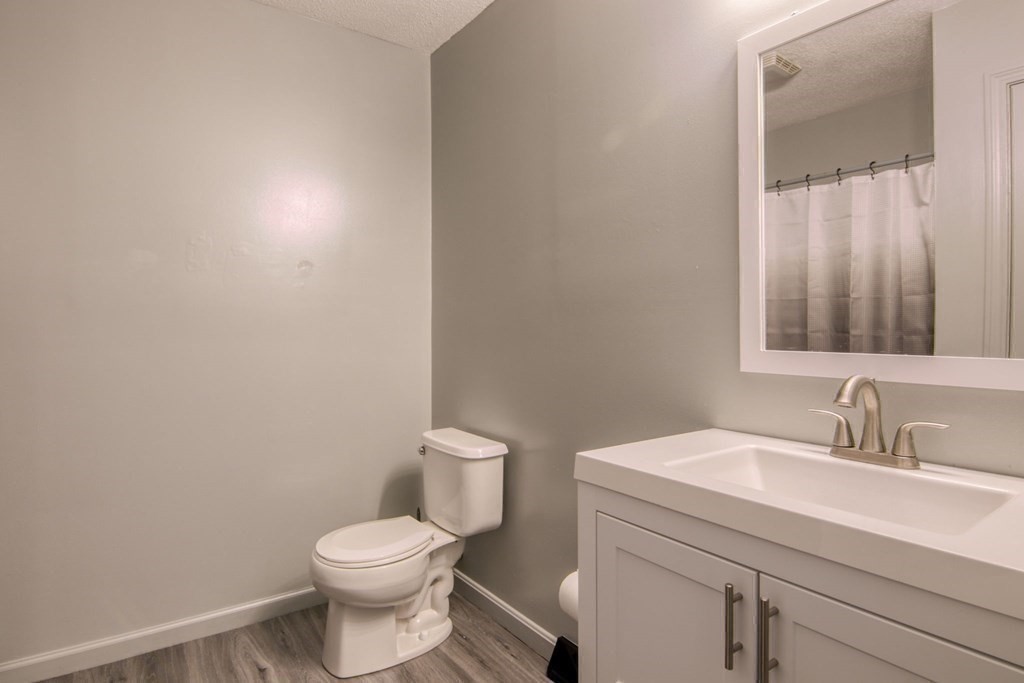 51 Quincy Street Springfield, MA 01109 - Photo 16 of 26 Gallery Image 16