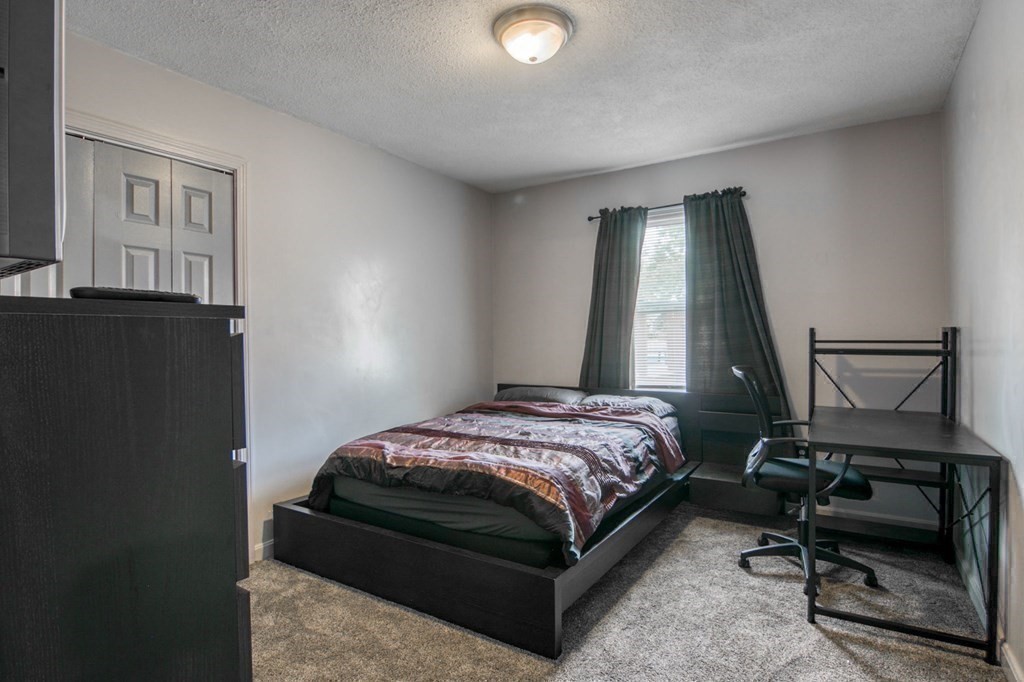51 Quincy Street Springfield, MA 01109 - Photo 18 of 26 Gallery Image 18