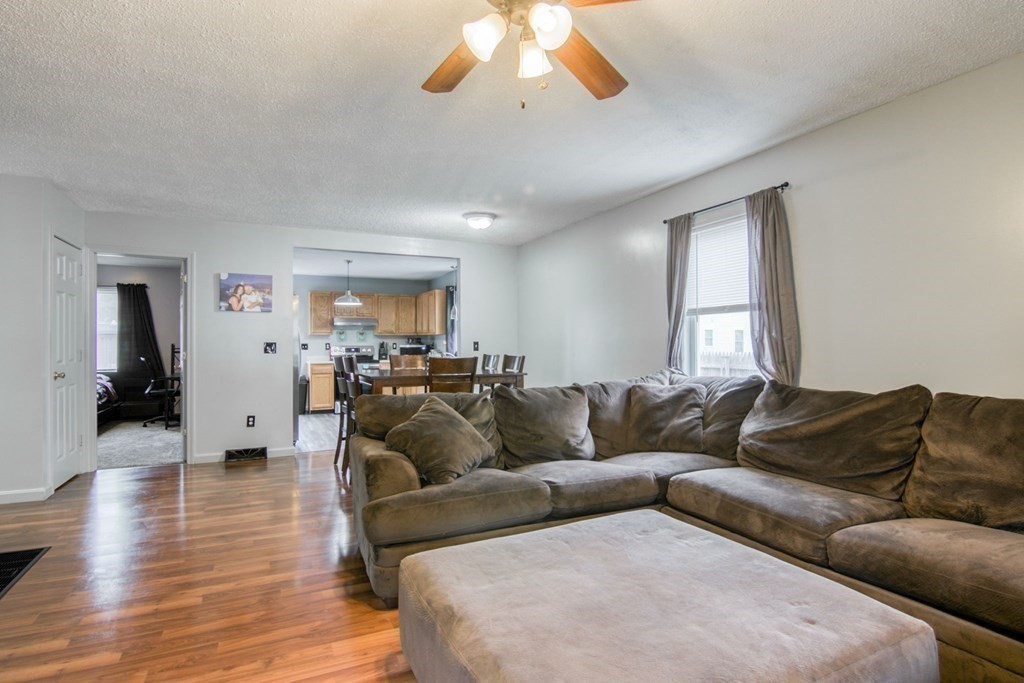 51 Quincy Street Springfield, MA 01109 - Photo 9 of 26 Gallery Image 9