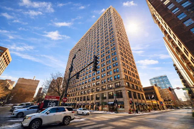 $325,000 | 600 South Dearborn Street, Unit 311, Chicago, IL 60605