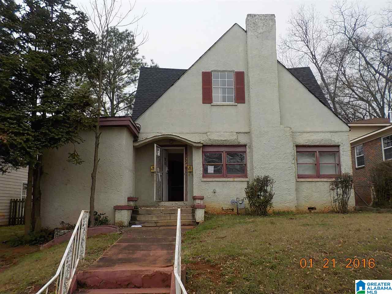 1328 18th Street Southwest Birmingham, AL 35211 - Photo 1 of 28