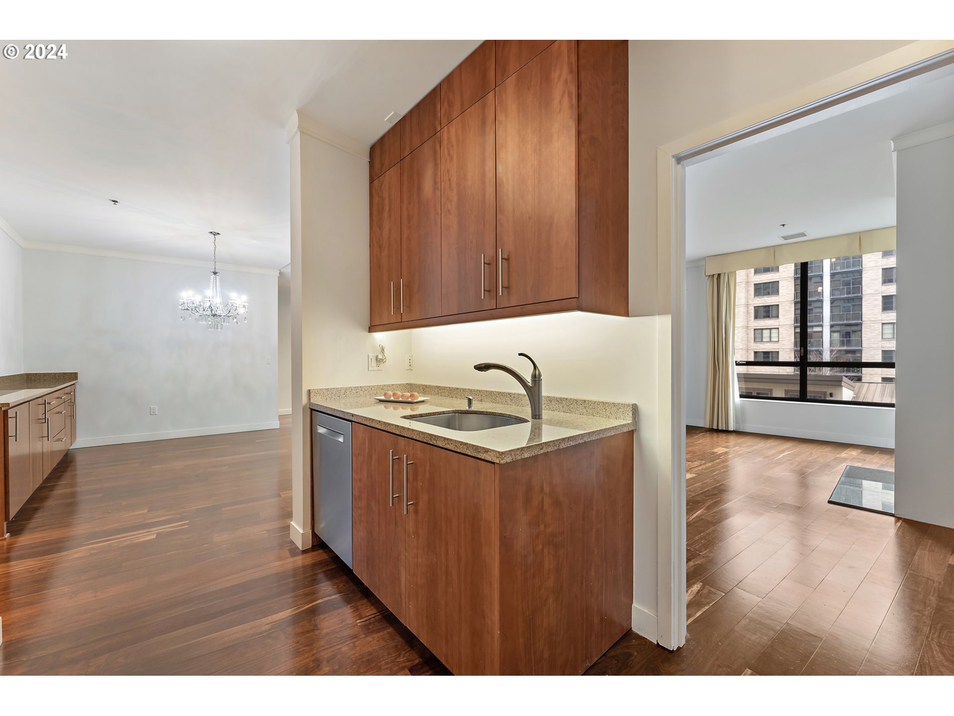 922 Northwest 11th Avenue, Unit 415 Portland, OR 97209 - Photo 15 of 45 Kitchen