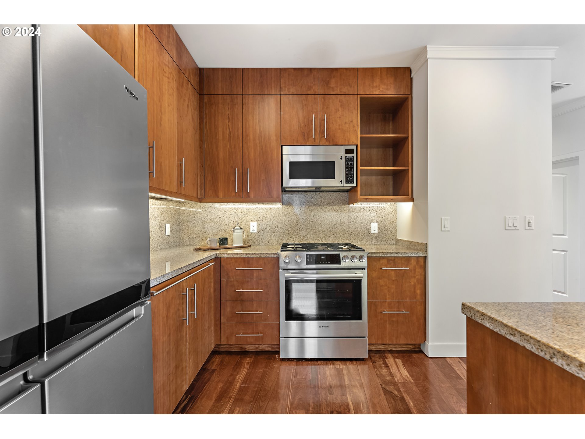 922 Northwest 11th Avenue, Unit 415 Portland, OR 97209 - Photo 16 of 45 Kitchen