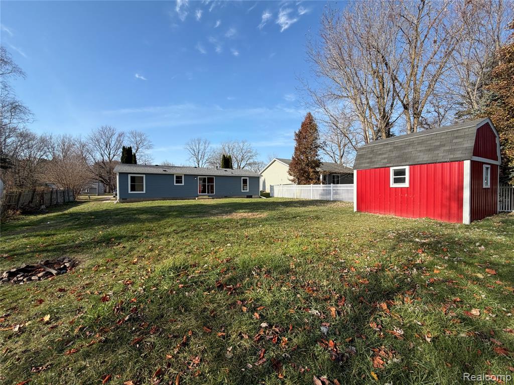2218 Disch Street Flushing, MI 48433 - Photo 23 of 24