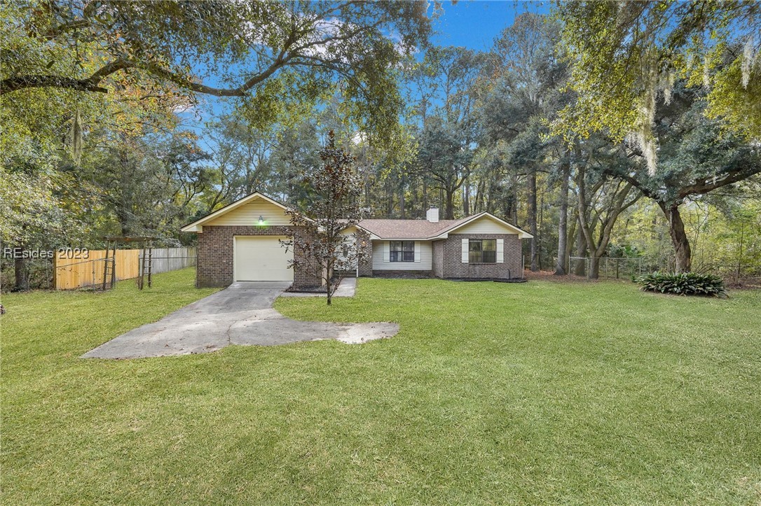 97 Springfield Road Beaufort, SC 29907 - Photo 1 of 1 Front Exterior