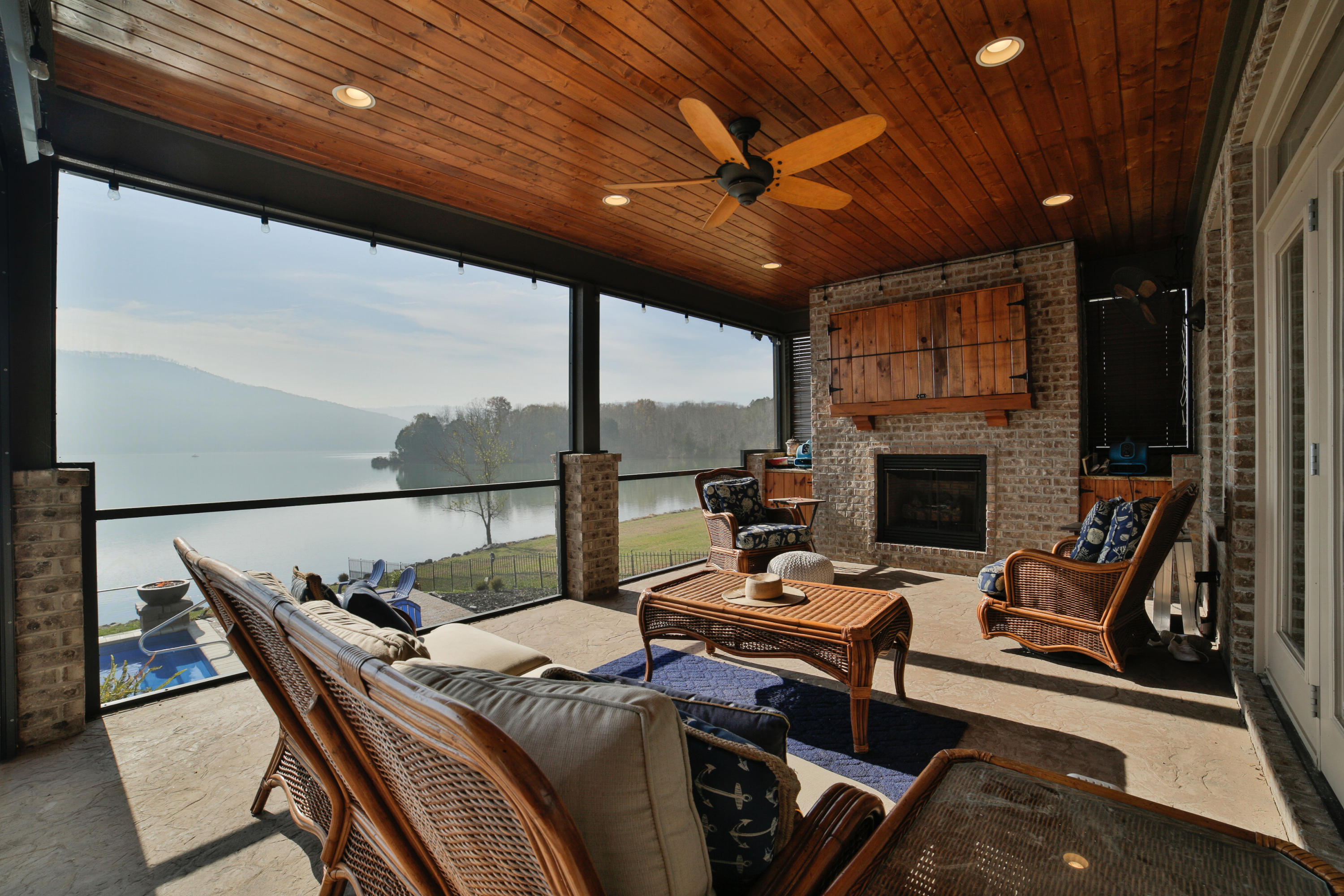 270 Edgewater Way Jasper, TN 37347 - Photo 20 of 84 Robert Moss-39