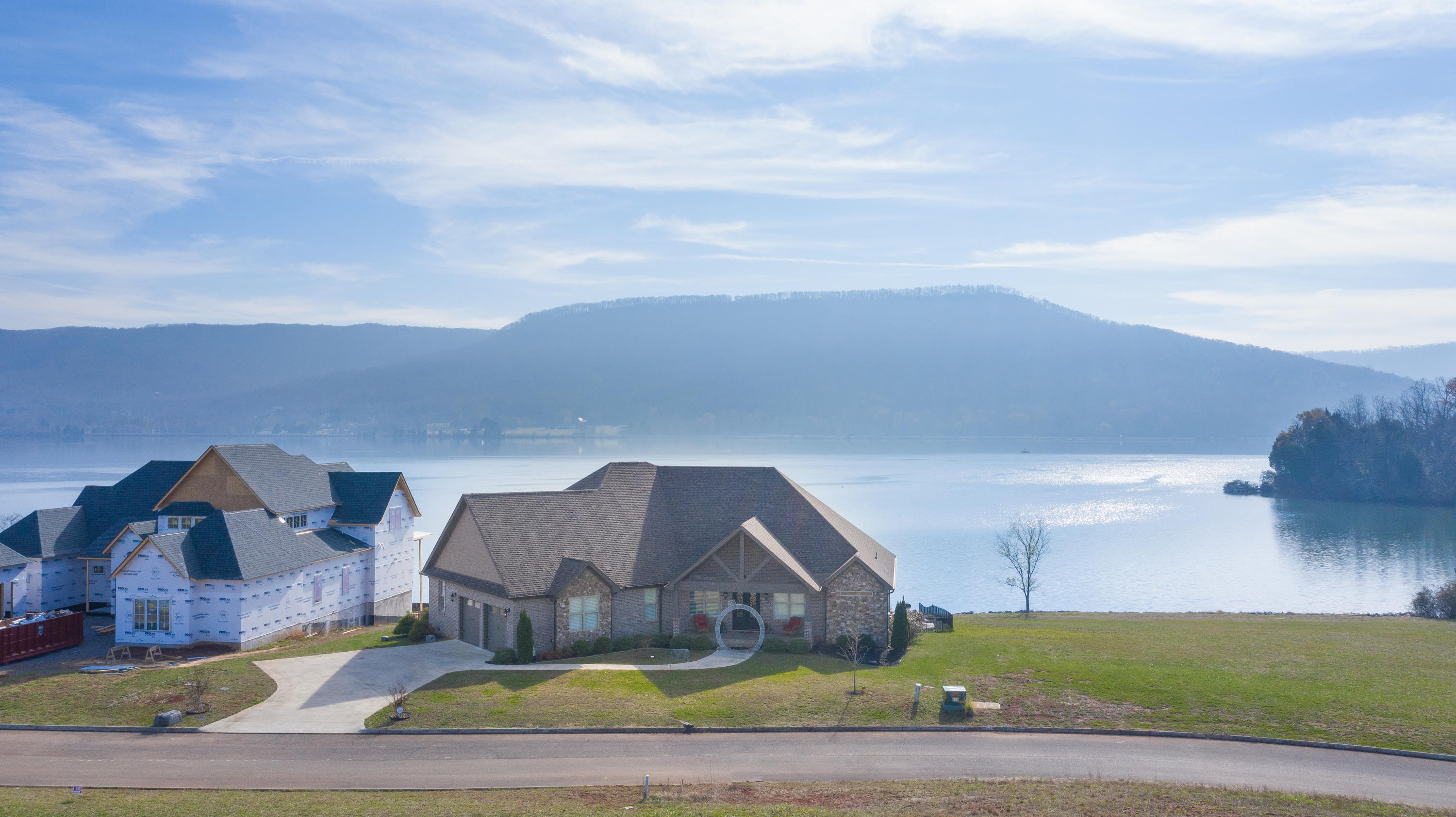 270 Edgewater Way Jasper, TN 37347 - Photo 9 of 84 Robert Moss-21