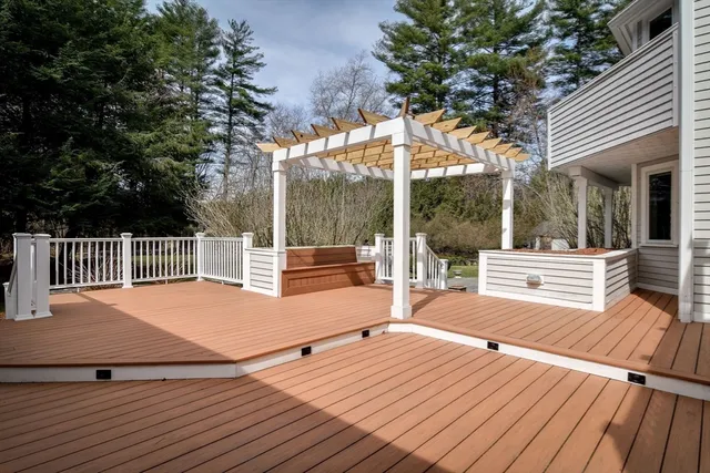 $1,725,000 | 308 Harvard Road, Stow, MA 01775