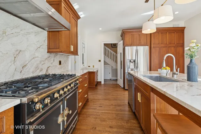 $2,499,000 | 1120 Forest Avenue, Evanston, IL 60202