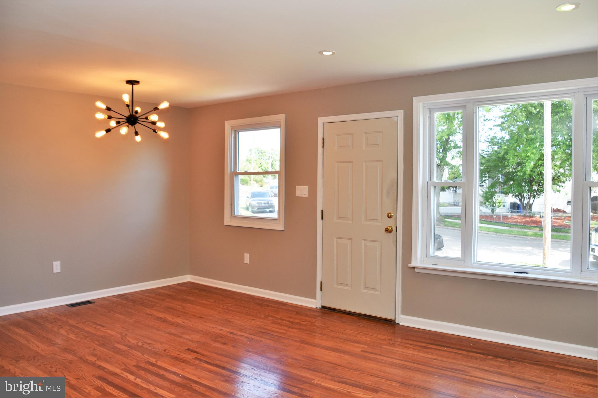 235 Stoney Hill Road Ridley Park, PA 19078 - Photo 15 of 57 Living room