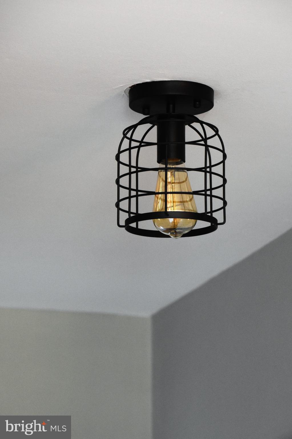 235 Stoney Hill Road Ridley Park, PA 19078 - Photo 27 of 57 Kitchen Lights