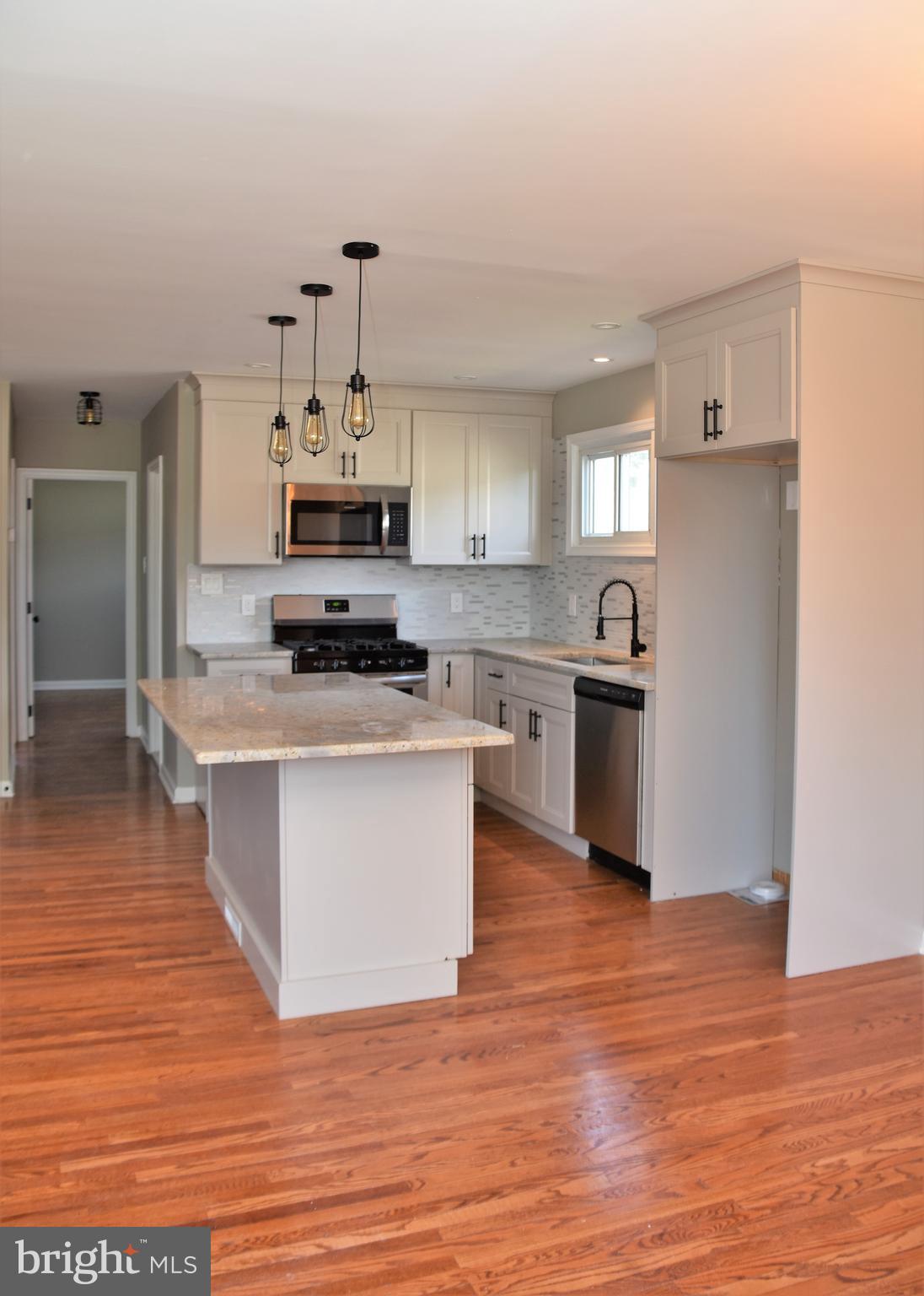 235 Stoney Hill Road Ridley Park, PA 19078 - Photo 4 of 57 Dining room/kitchen
