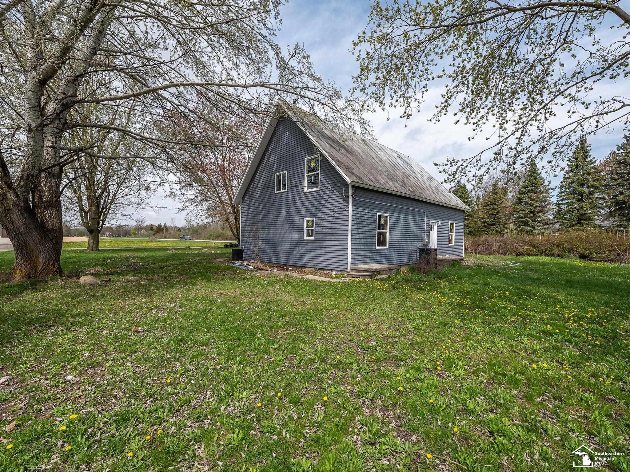 13680 Martinsville Road Carleton, MI 48117 - Photo 23 of 24