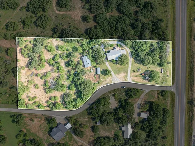 a view of a bird bath