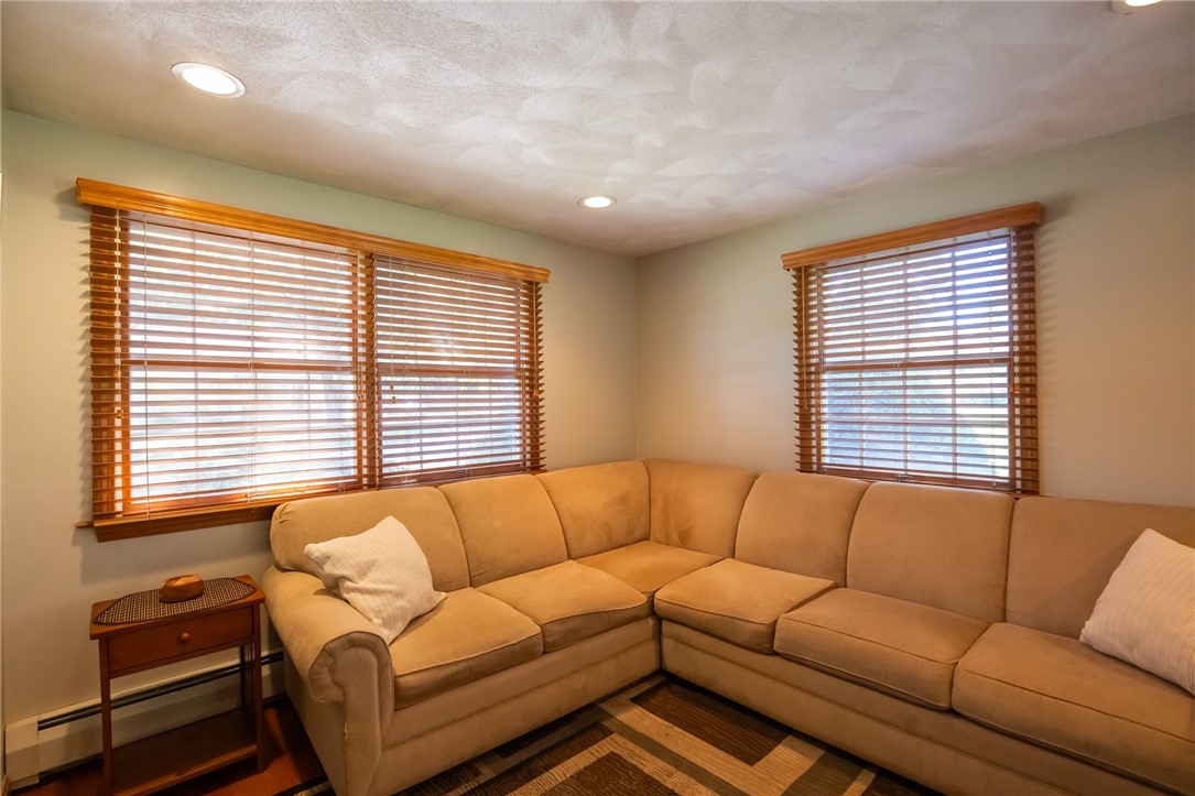 14 Sutton Street Smithfield, RI 02828 - Photo 21 of 41 Gallery Image 21