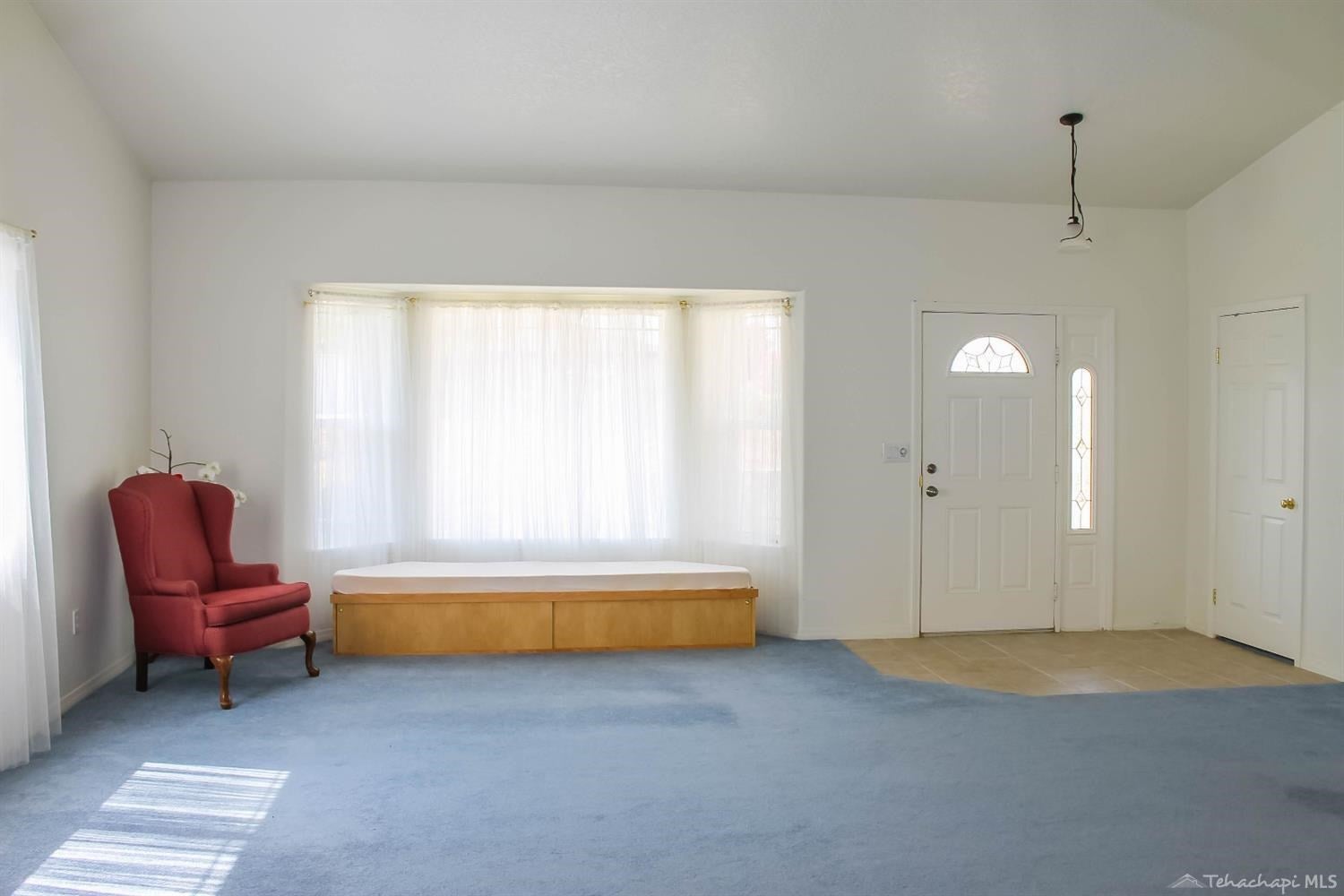 21730 Mid Way Tehachapi, CA 93561 - Photo 3 of 35 Gallery Image 3