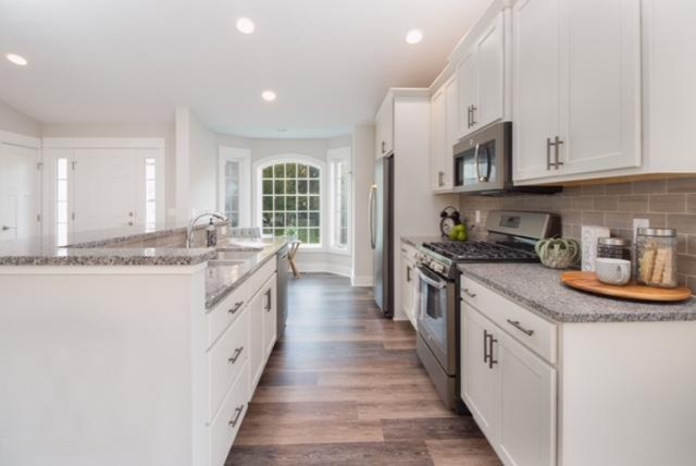 161 Round Hill Road, Unit 82 Kalamazoo, MI 49009 - Photo 2 of 10 kitchen view to nook
