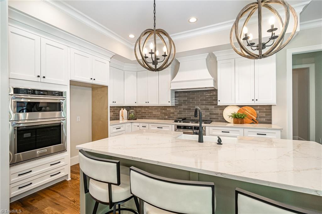 7621 Pemberly Court Oak Ridge, NC 27310 - Photo 13 of 46
