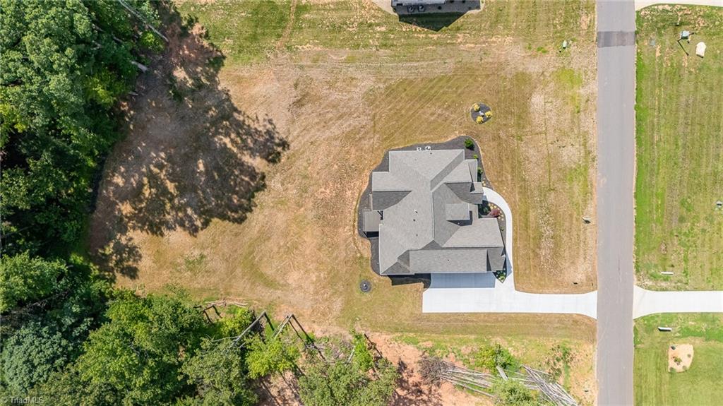 7621 Pemberly Court Oak Ridge, NC 27310 - Photo 39 of 46