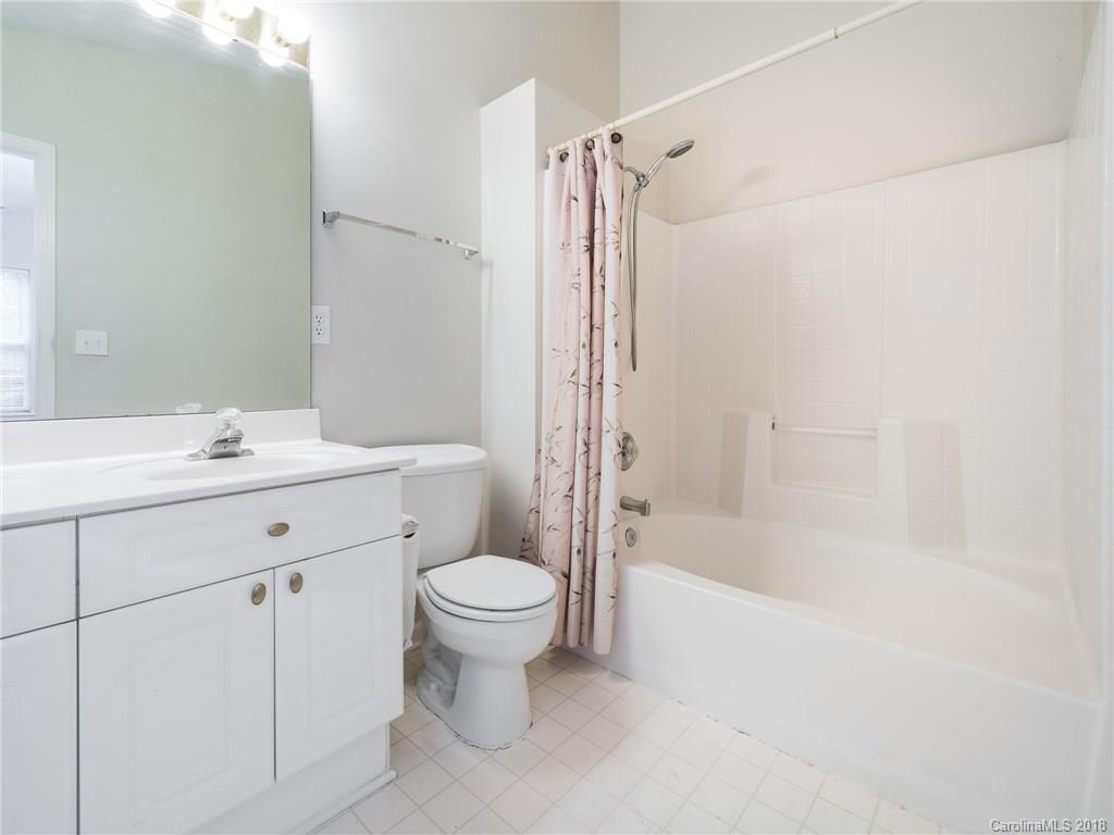 1944 Decatur Court Charlotte, NC 28213 - Photo 16 of 24 Gallery Image 16