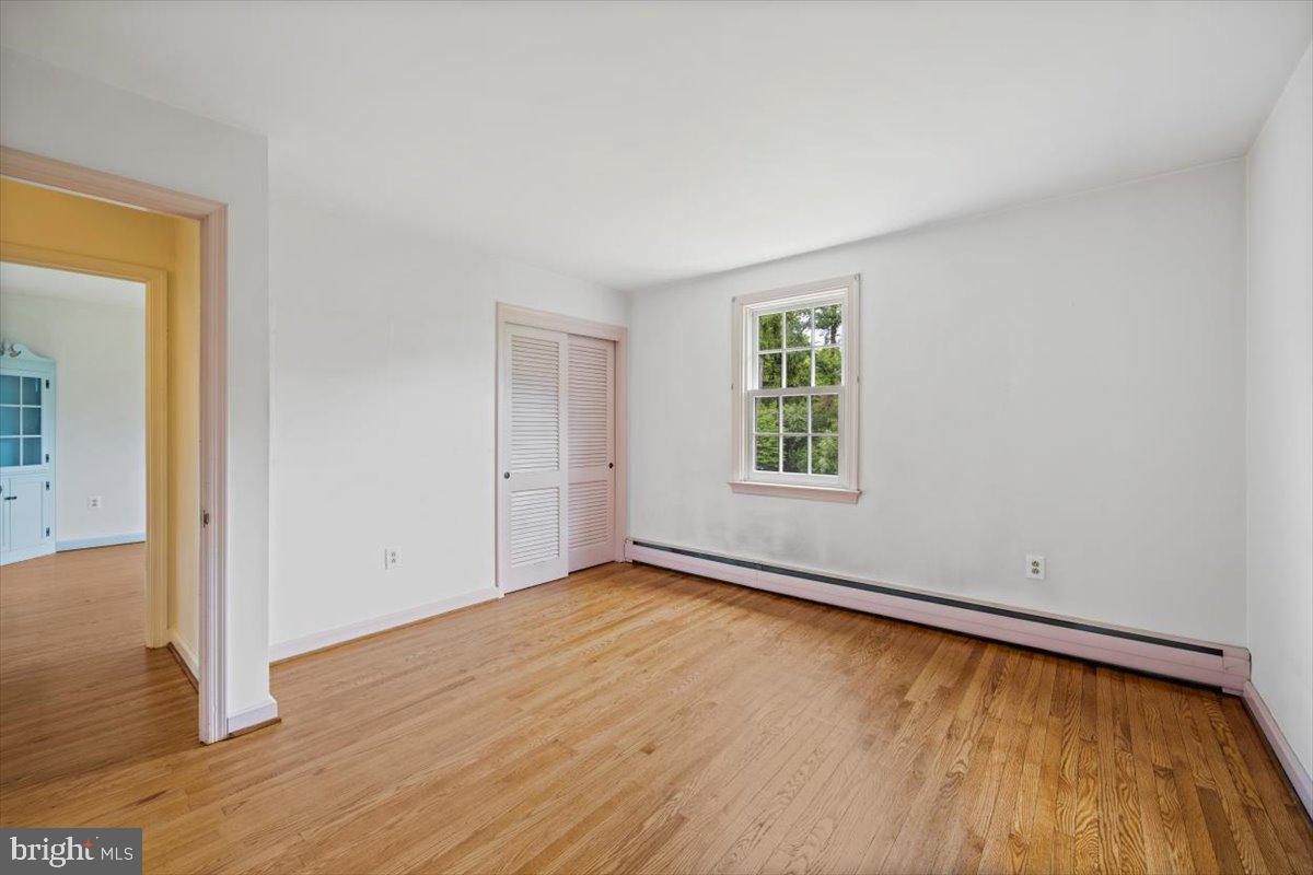 659 Lindley Road Glenside, PA 19038 - Photo 21 of 38 2nd Bedroom