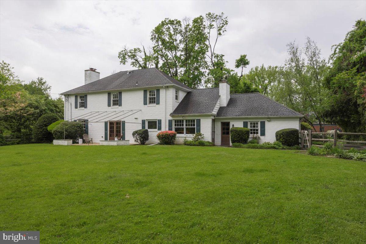 659 Lindley Road Glenside, PA 19038 - Photo 29 of 38 Rear of Home and Patio