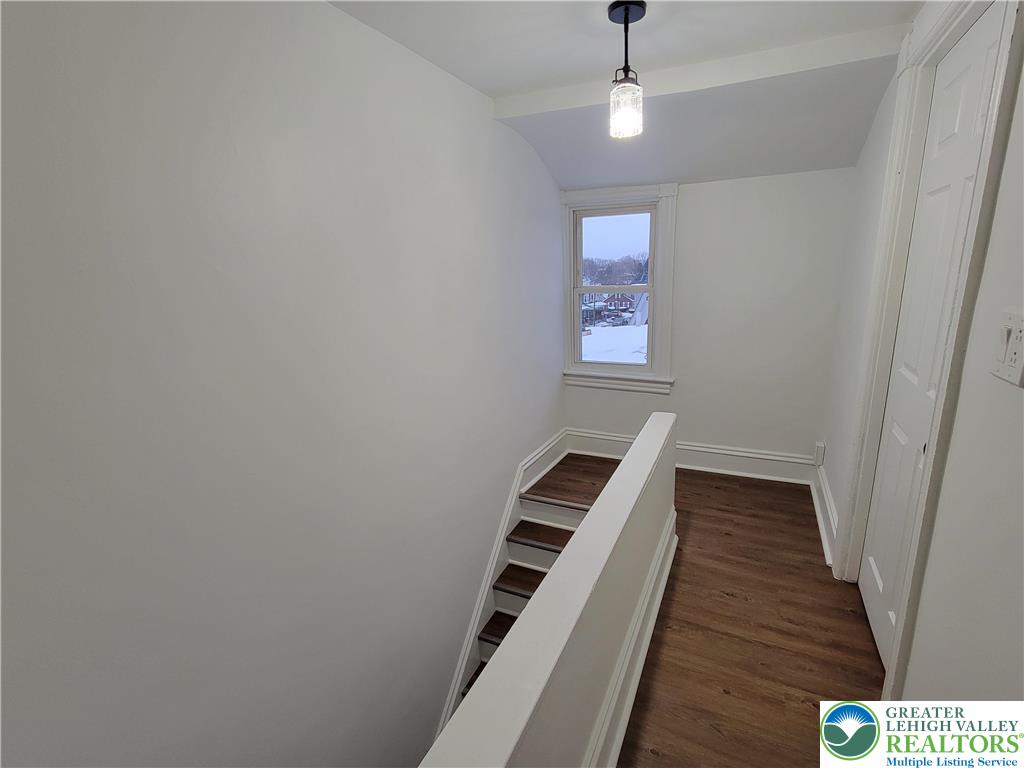 746 Linden Street, Unit 2 Bethlehem, PA 18018 - Photo 13 of 20