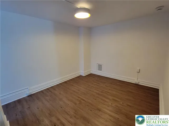 $1,975 | 746 Linden Street, Unit 2, Bethlehem, PA 18018