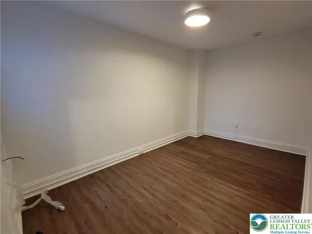 $1,975 | 746 Linden Street, Unit 2, Bethlehem, PA 18018