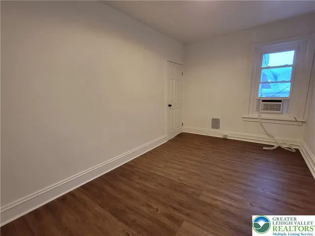 $1,975 | 746 Linden Street, Unit 2, Bethlehem, PA 18018