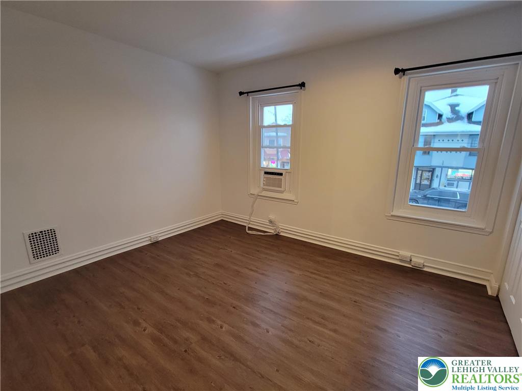 746 Linden Street, Unit 2 Bethlehem, PA 18018 - Photo 10 of 20